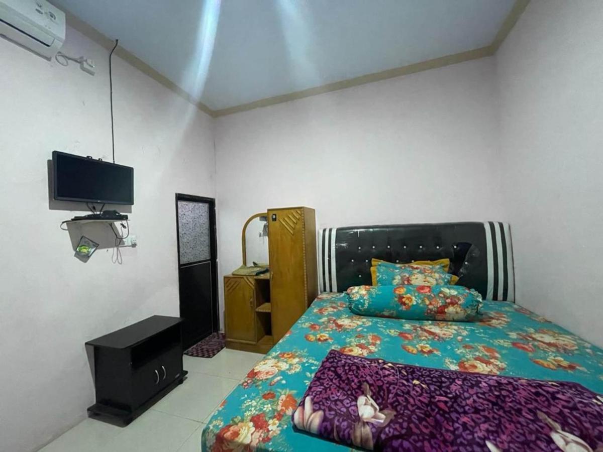 فندق Oyo 93308 Lima Saudara Syariah Painan المظهر الخارجي الصورة